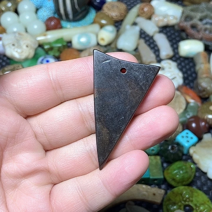 和田玉未镶嵌颈饰6