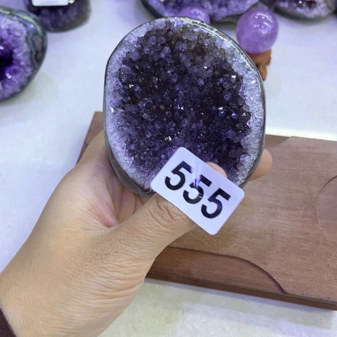 紫晶大型摆件（非配饰）未镶嵌