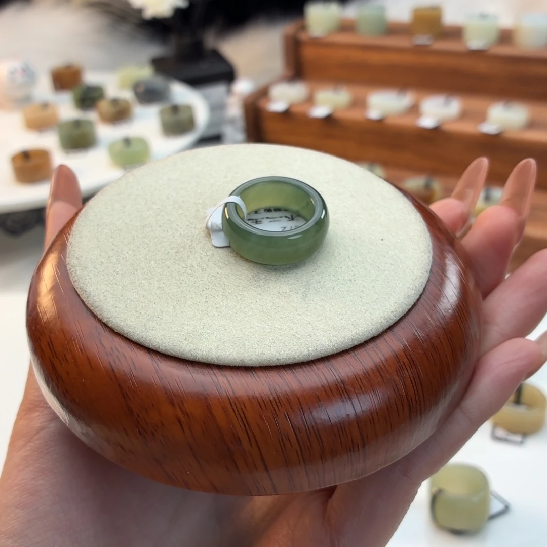 和田玉未镶嵌戒指湖水绿甜甜圈16.1mmj59