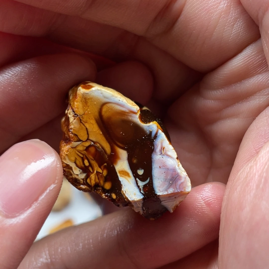 湃***定制琥珀天然蜜蜡