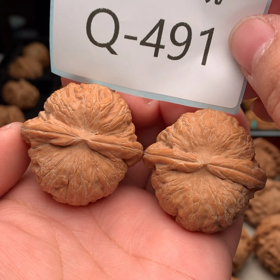 文玩核桃把件38元宝………