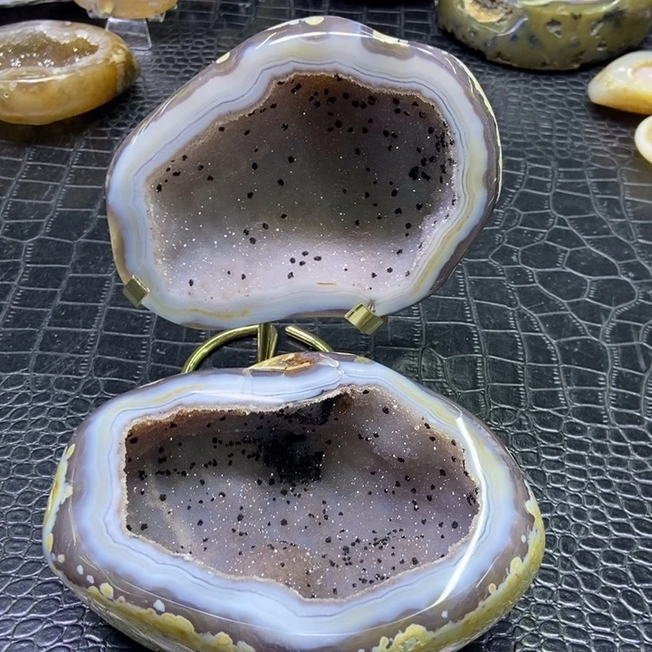 水晶聚宝大盆未镶嵌