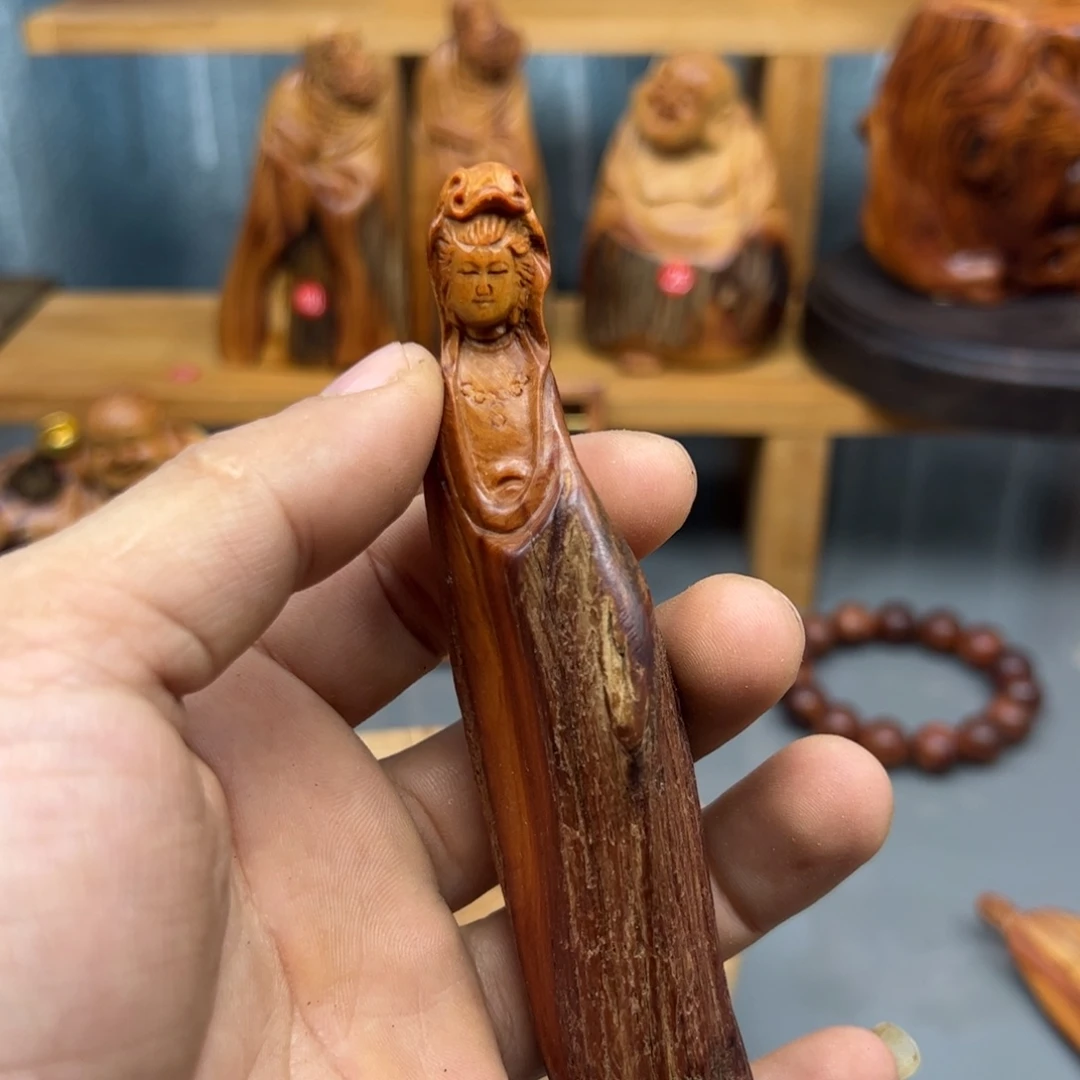 小***祥木崖柏木摆件手把件