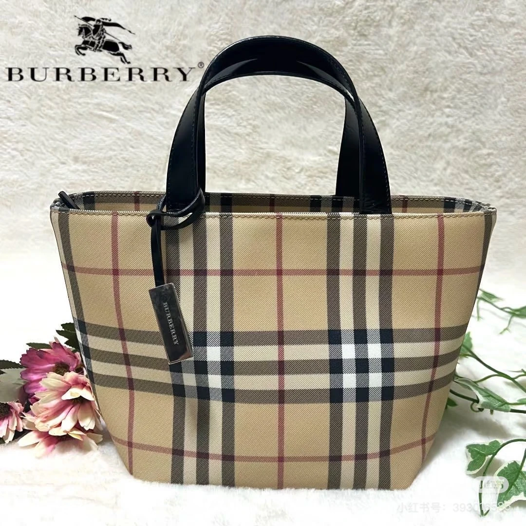 95新 BURBERRY/博柏利 【白菜】格纹拼黑 PVC 手提包/BGC201700017