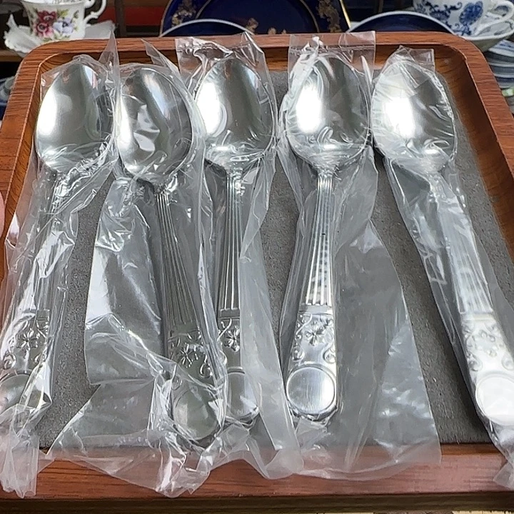 瓷片5个啊啊啊啊啊啊啊啊啊