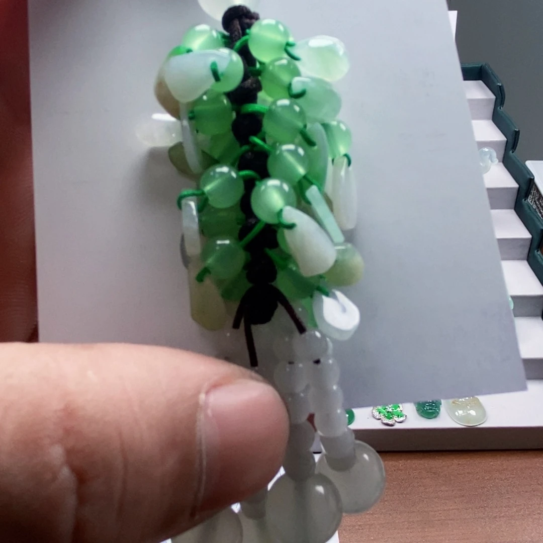 翡翠未镶嵌挂件挂件