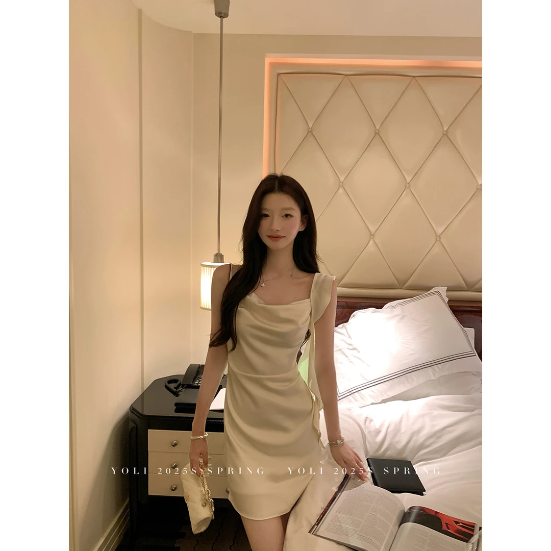 YOLI 张宥利"宴会主角3.0"连衣短裙