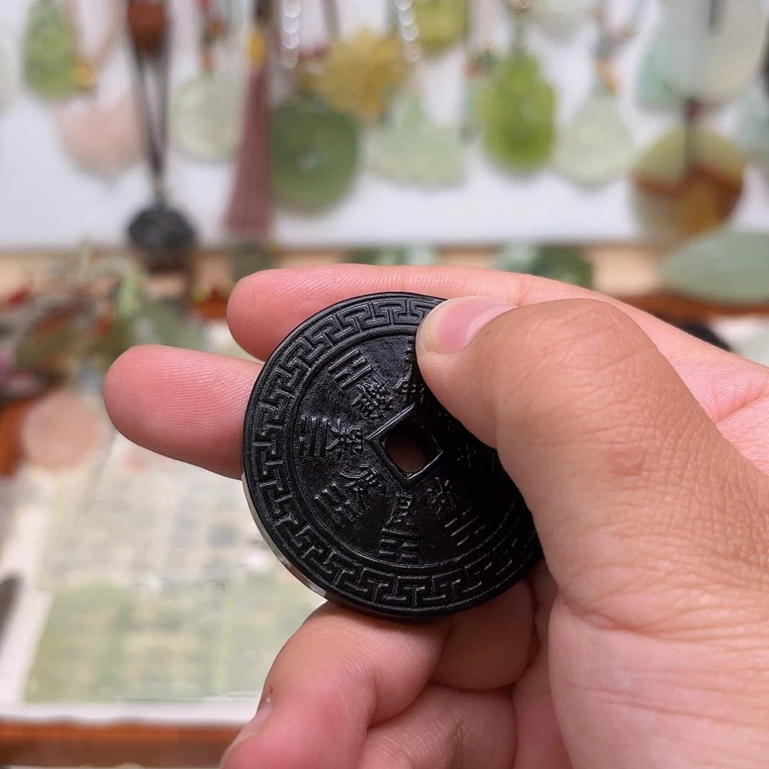 蛇纹石玉合金颈饰