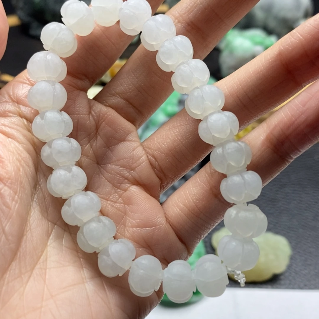 健***福定制翡翠未镶嵌手串