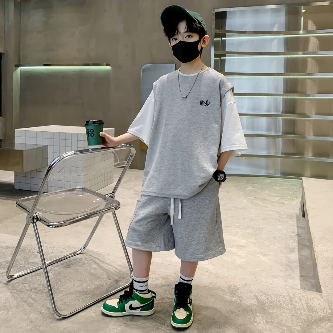 男童夏装套装2025新款儿童装短袖假两件套运动薄款大男孩夏季潮酷