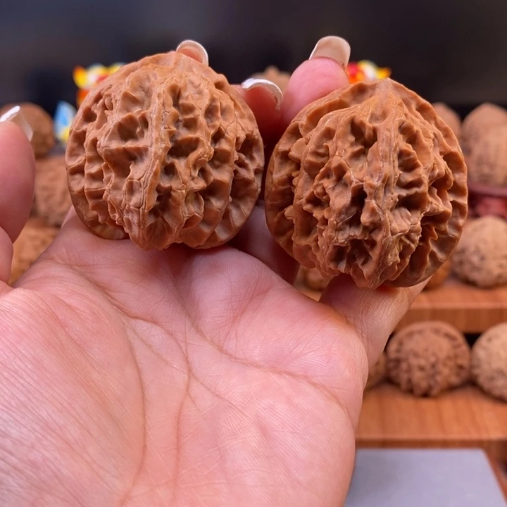 文玩核桃吊坠43苹果园