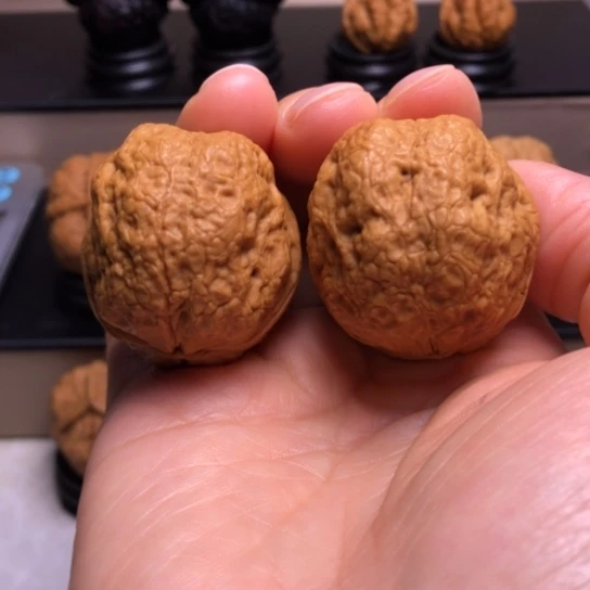 文玩核桃把件方尊7