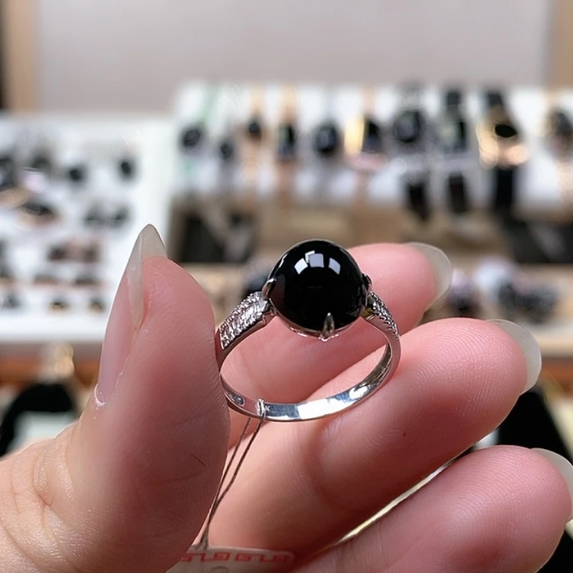 【闪购商品】翡翠戒指18K金镶嵌墨翠