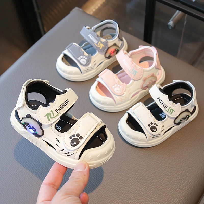 亮灯卡通婴幼儿凉鞋夏季学步软底防滑外出鞋子小童鞋包头沙滩鞋