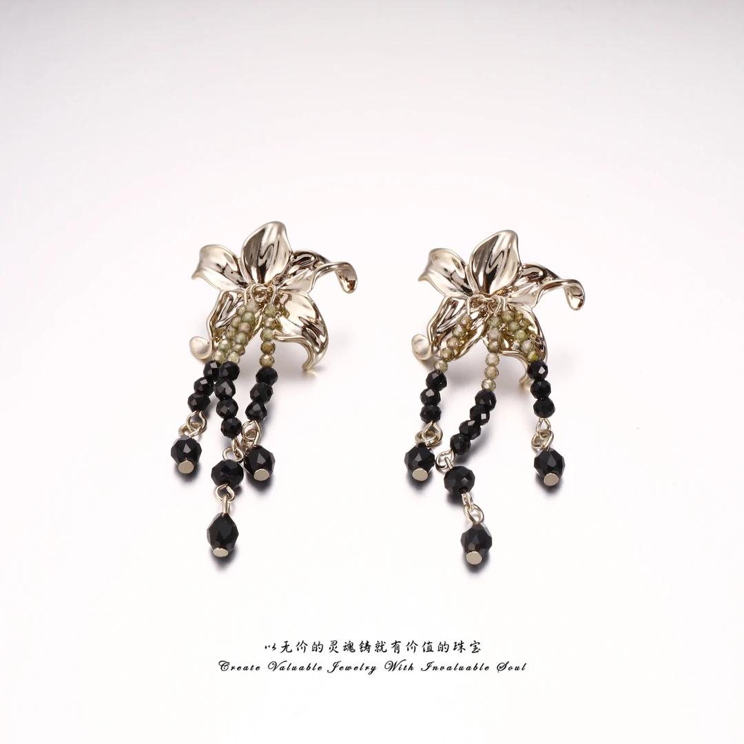 铜合金仿水晶耳饰 气质百搭花花轻奢时尚气质百搭耳环 MD-C-31829