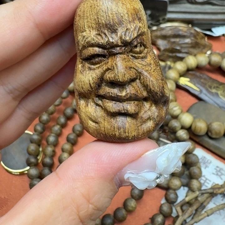 大叶紫檀（黑酸枝木类）