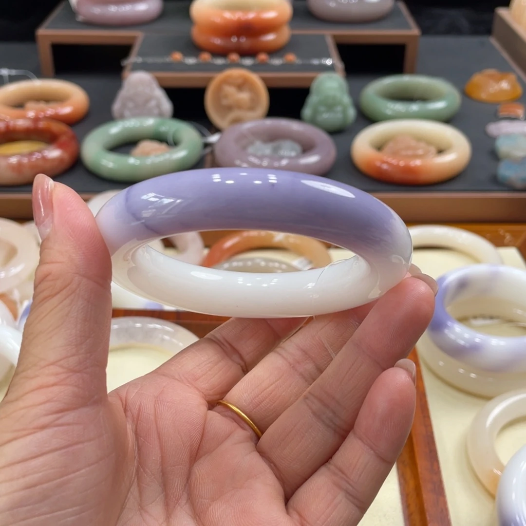 石英岩玉手镯未镶嵌L**a