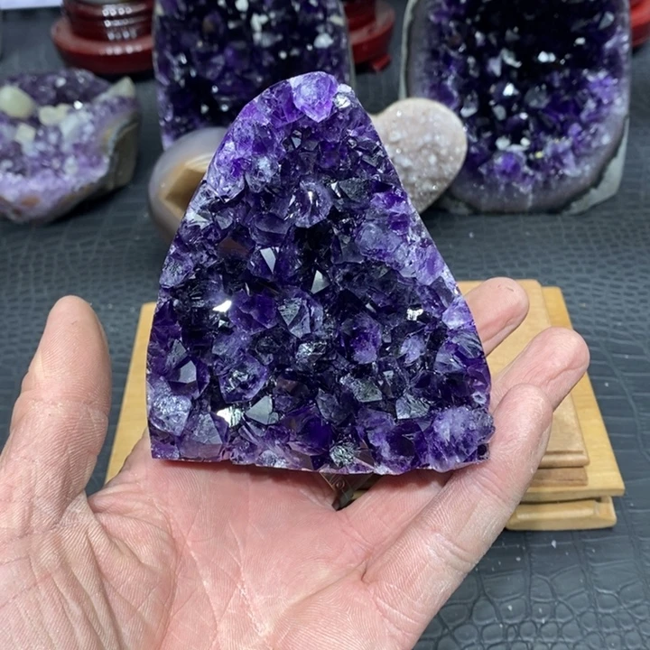 大型摆件（非配饰）未镶嵌紫晶