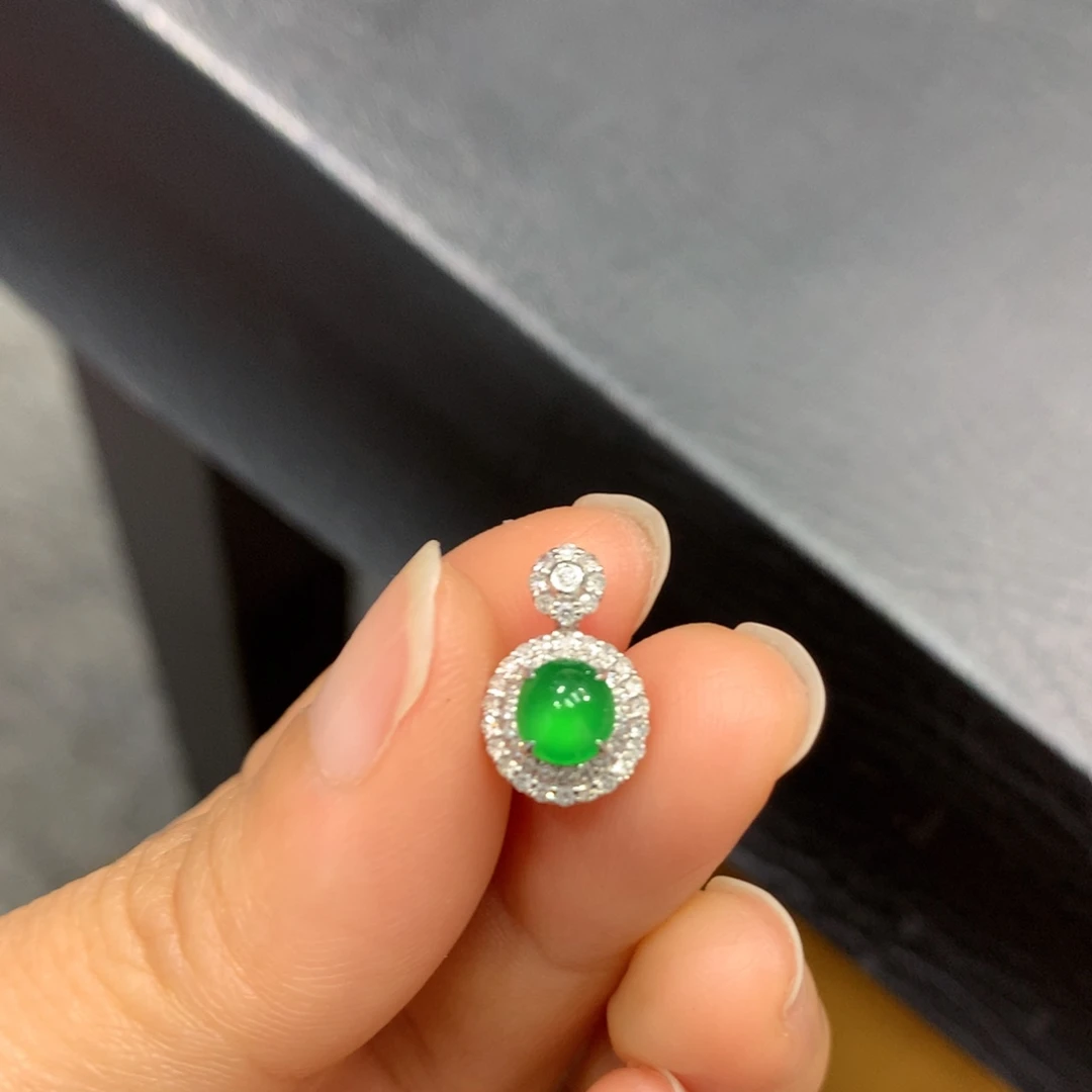 翡翠18K金镶嵌吊坠(不含链)