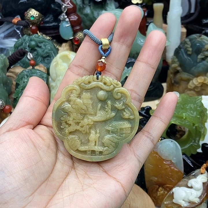 岫玉未镶嵌吊坠挂件
