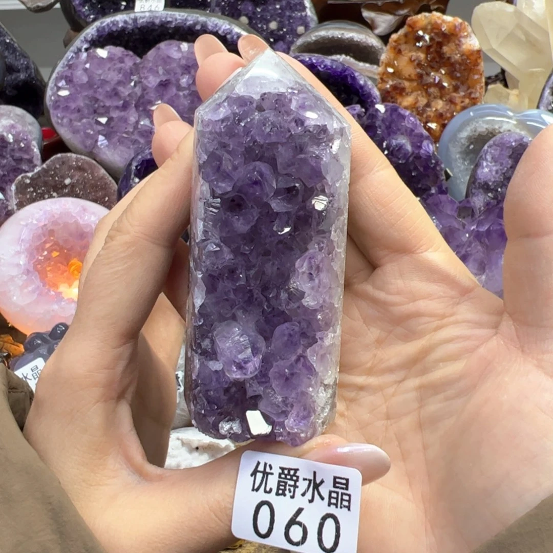 未镶嵌大型摆件（非配饰）紫晶60