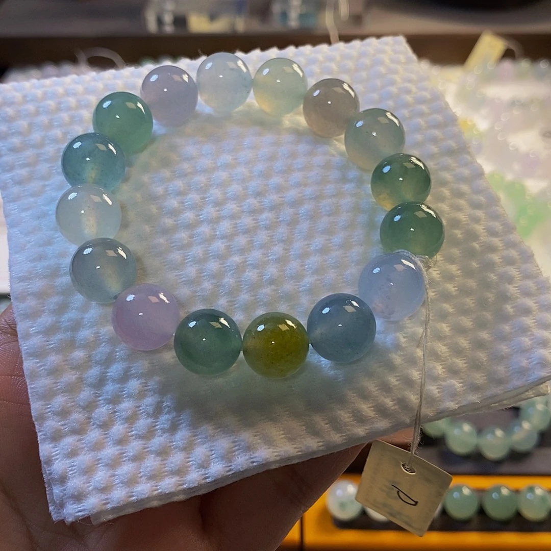 定制翡翠未镶嵌翡翠.