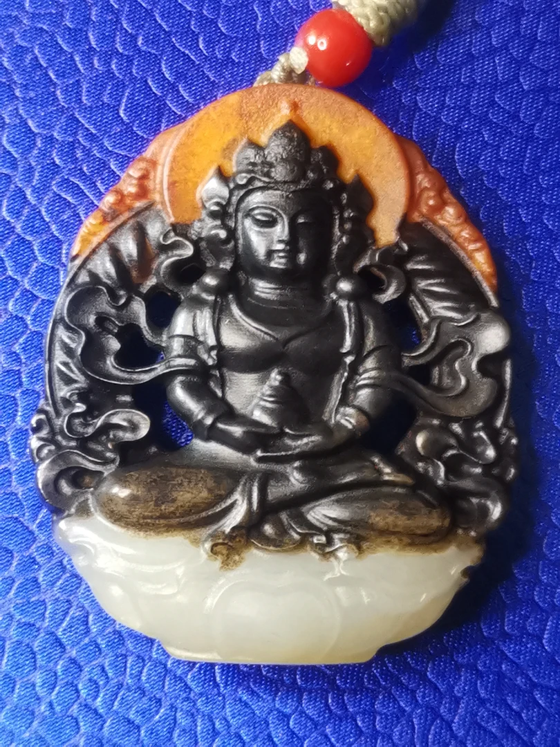 和田玉山料雕刻观音吊坠