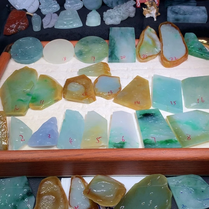 未镶嵌定制翡翠五**狂包工