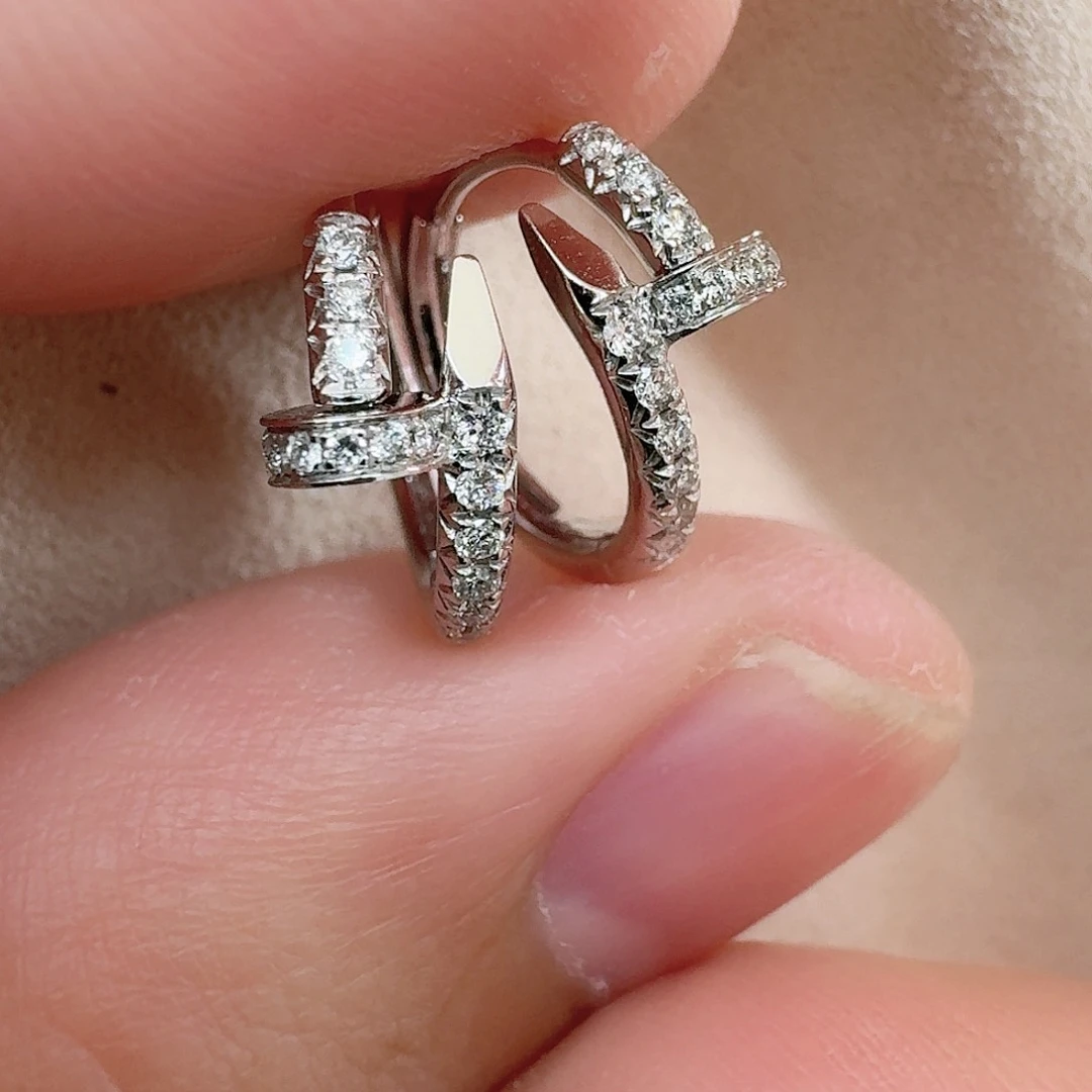 铂Pt950镶嵌耳饰钻石铂金钉子耳包扣一对10mm