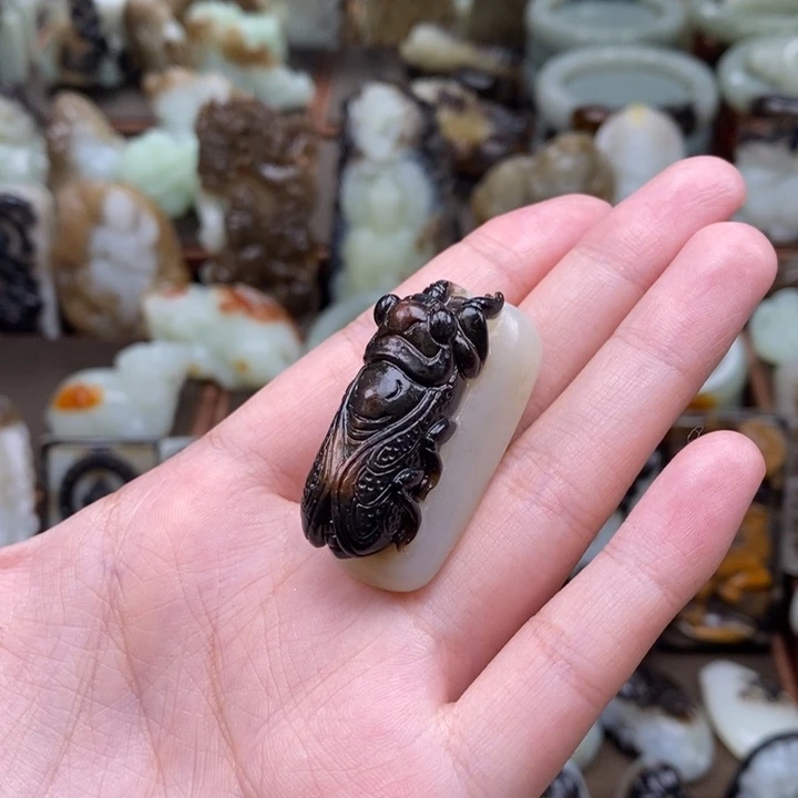 手串未镶嵌和田玉（糖玉）八**财