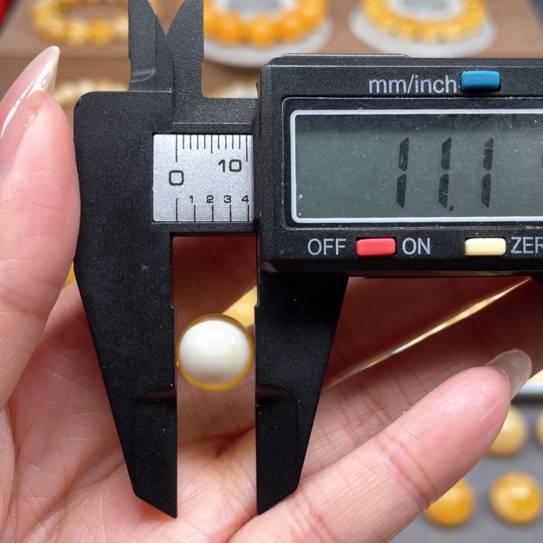 琥珀未镶嵌裸石天然