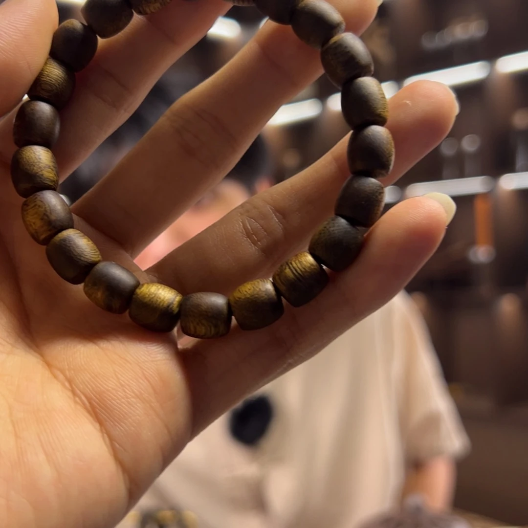 木质非金属卡9鼓珠绿奇楠手串