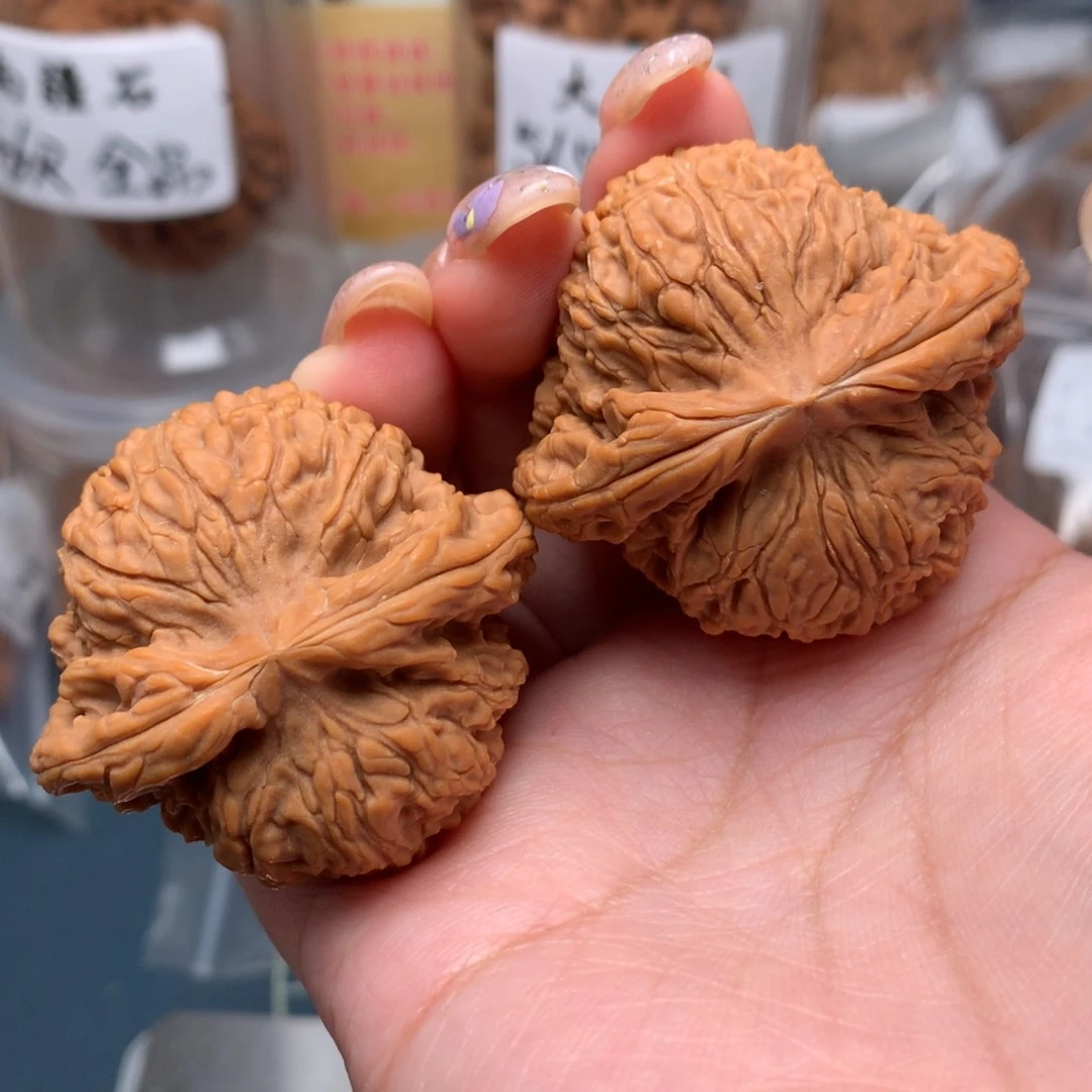 【闪购商品】桃核吊坠45-21063-003