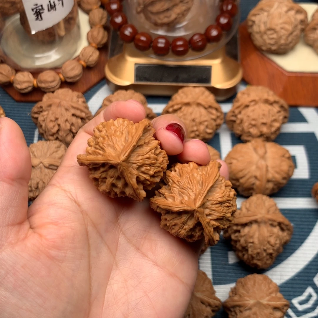 把件文玩核桃盘山三棱36