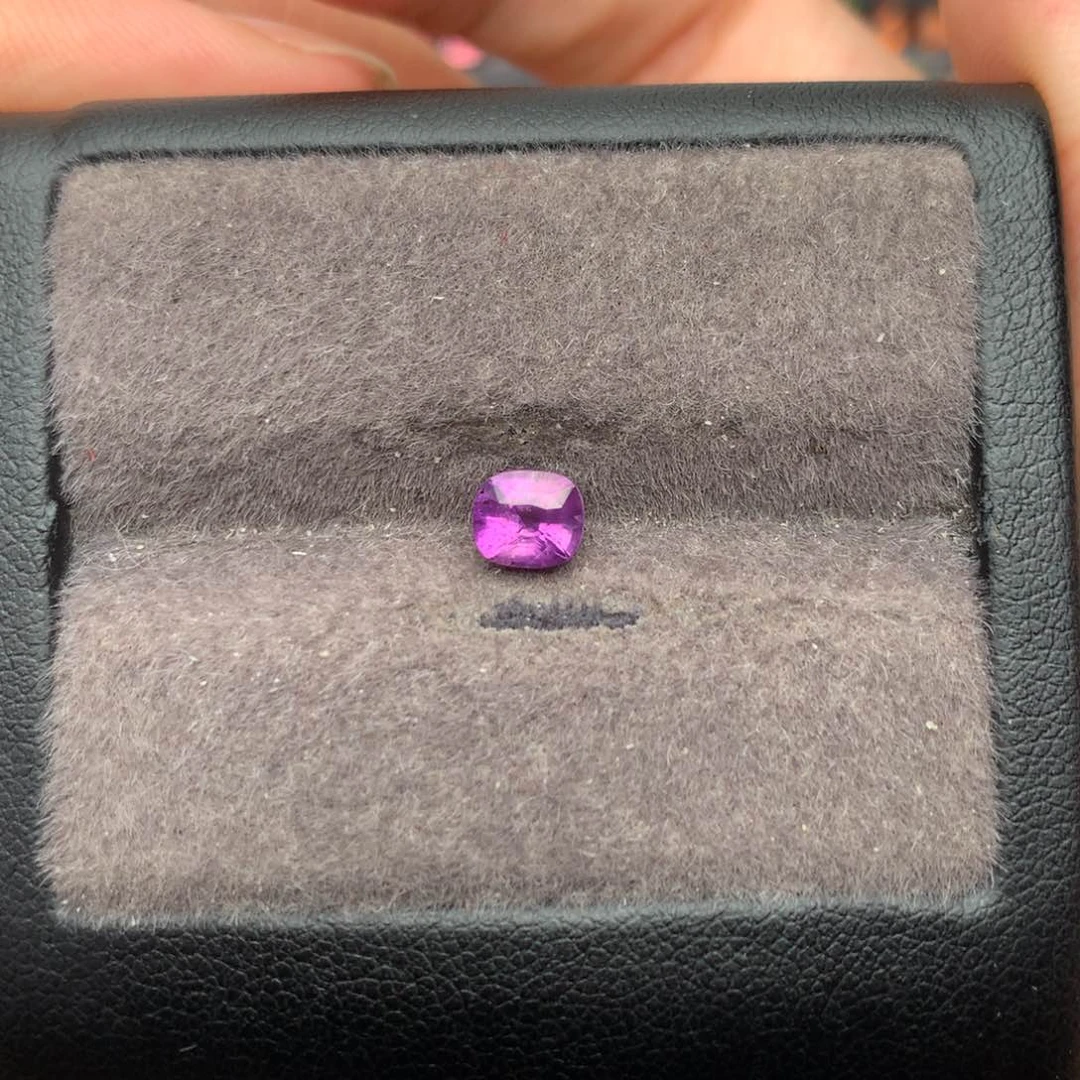 裸石蓝宝石1.02ct紫色蓝宝石
