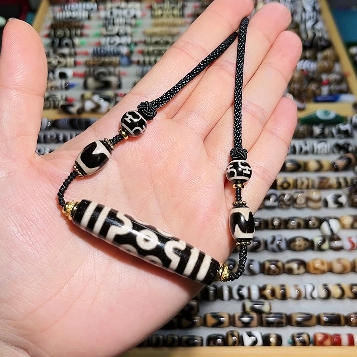 玛瑙/玉髓（覆膜）合金颈饰