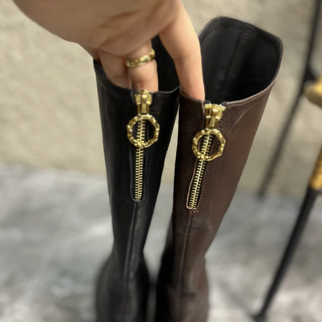 秋季新款尖头平底复古长靴时尚简单高级真皮女鞋轻奢