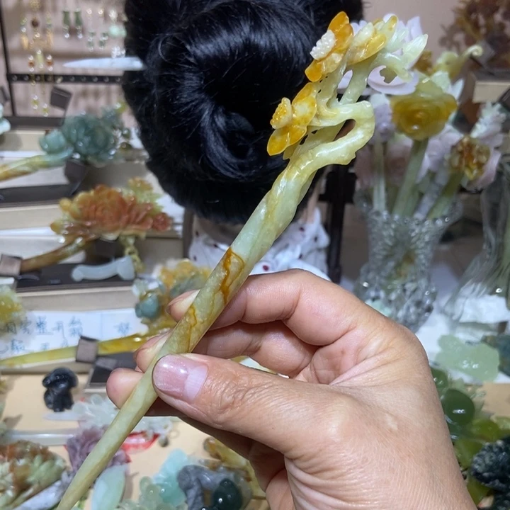 蛇纹石玉未镶嵌发饰