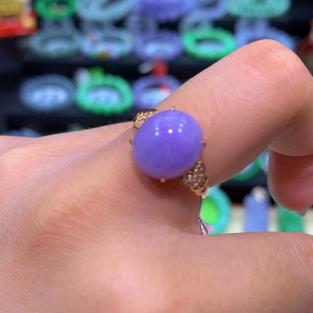 翡翠18K金镶嵌颈饰翡翠