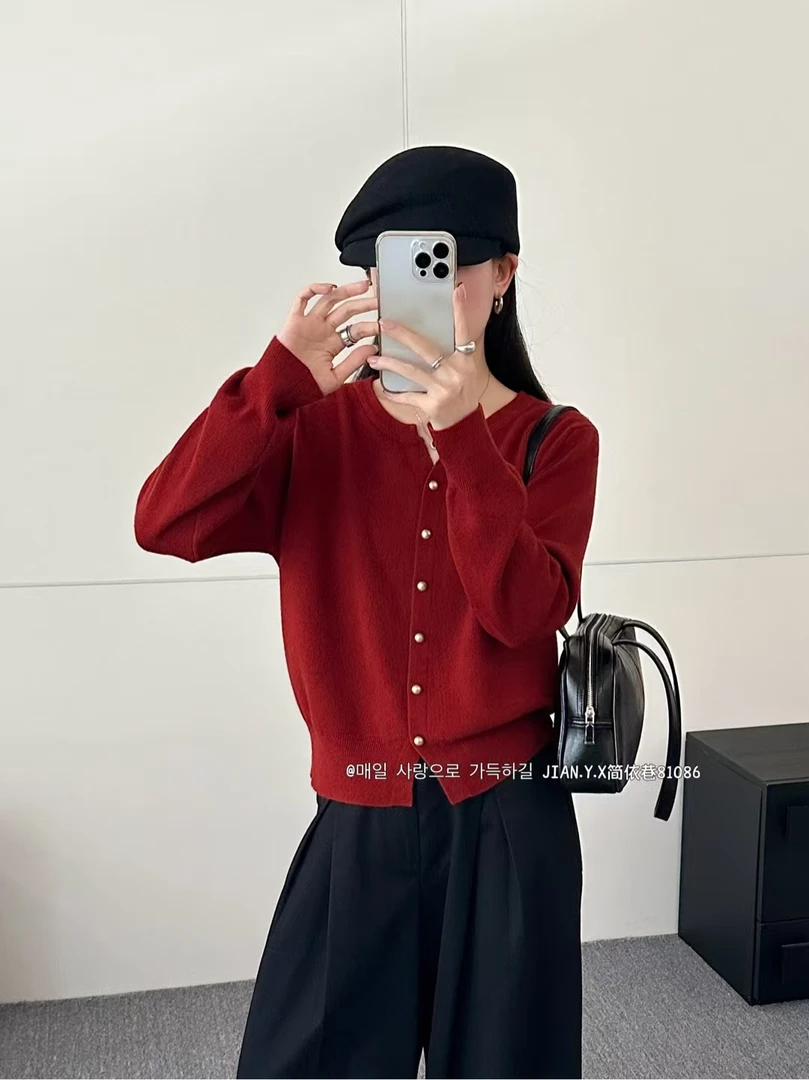 XiaoM~秋季小金扣针织毛衣开衫81086