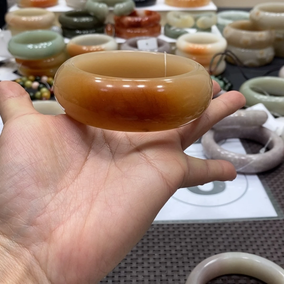 石英质玉手镯未镶嵌h***o