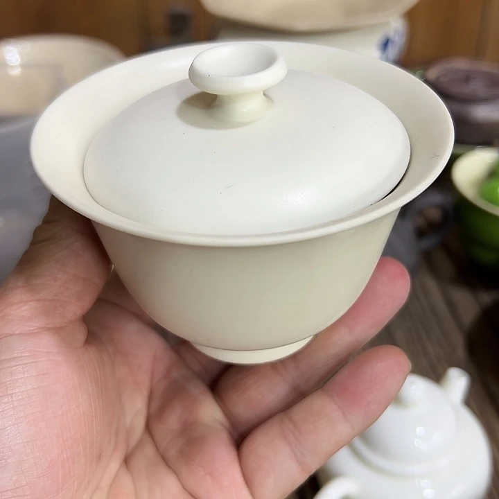 微瑕……………………………………
