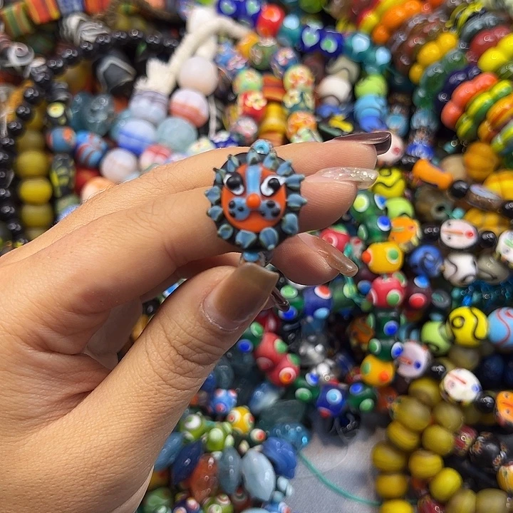 颈饰琉璃尼泊尔戒指