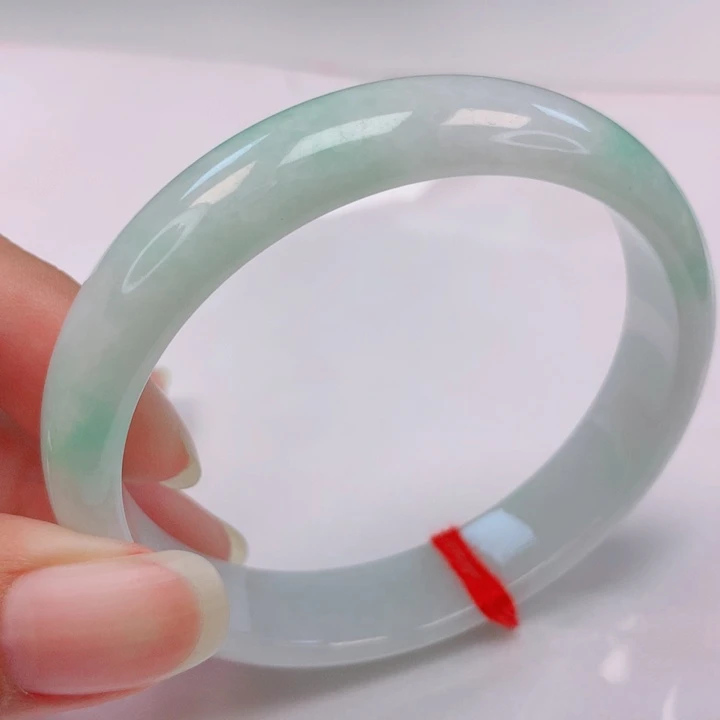 翡翠未镶嵌手镯54圈