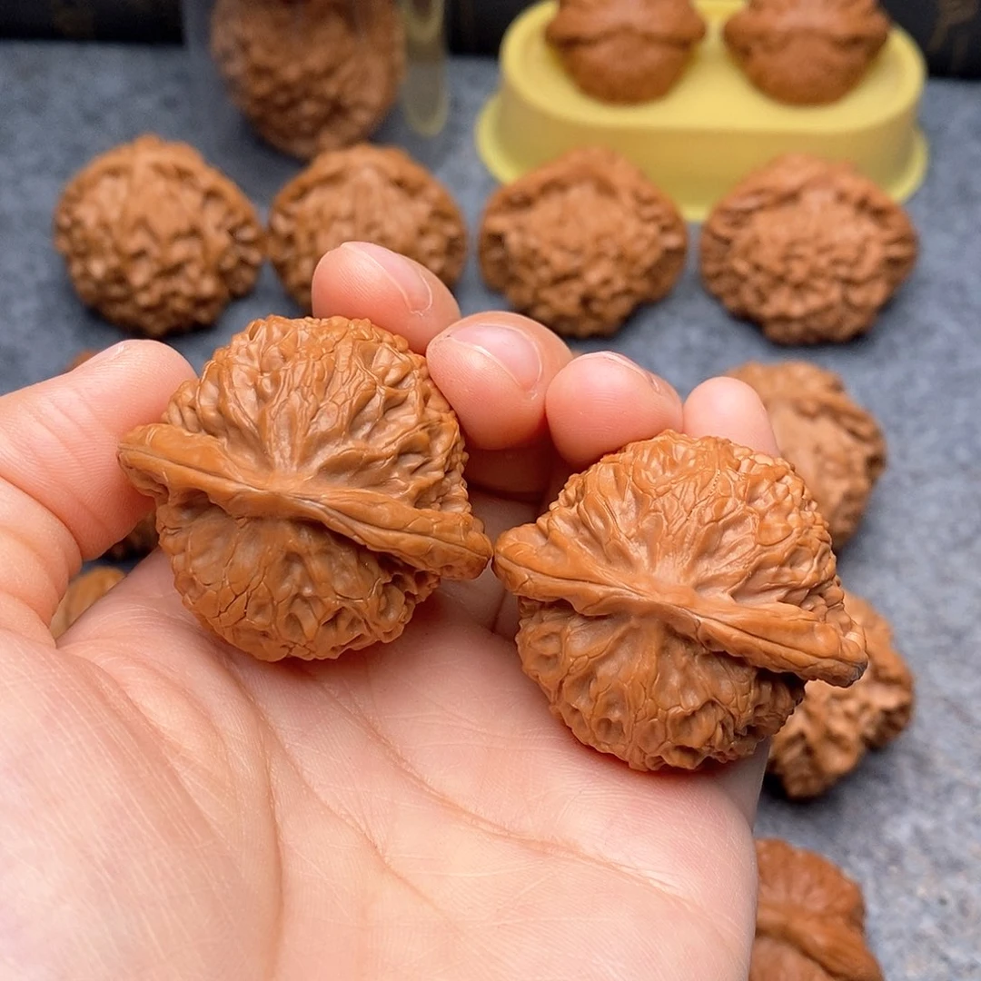 文玩核桃把件红皮宫灯41全品