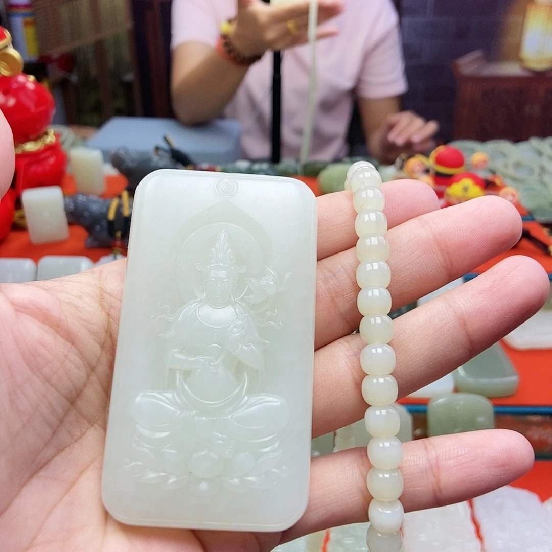 和田玉未镶嵌颈饰?****