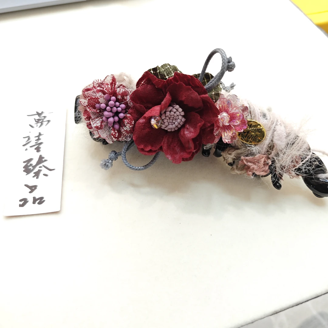 红色富贵花香蕉发夹383 早儿