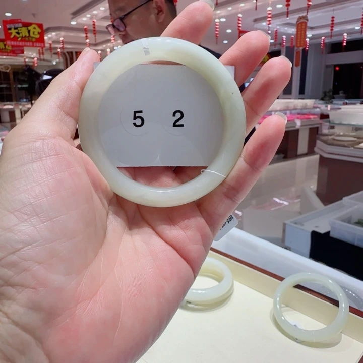 和田玉未镶嵌手镯545