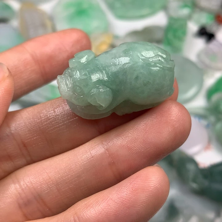 定制翡翠未镶嵌翡翠
