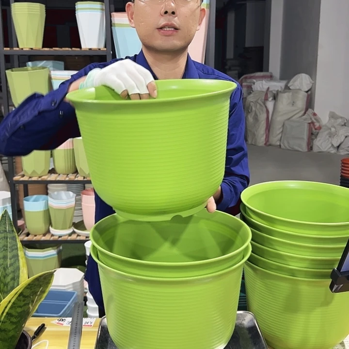 微瑕矮陶口30高21果绿3只无托